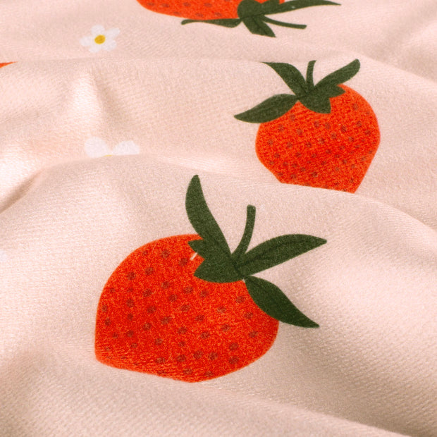 Beach towel fabric Strawberries Light Pink