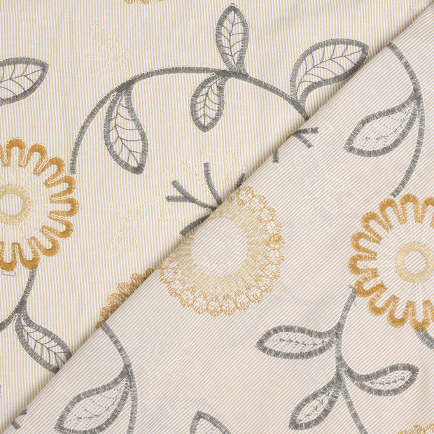  fabric Flowers embroidered 