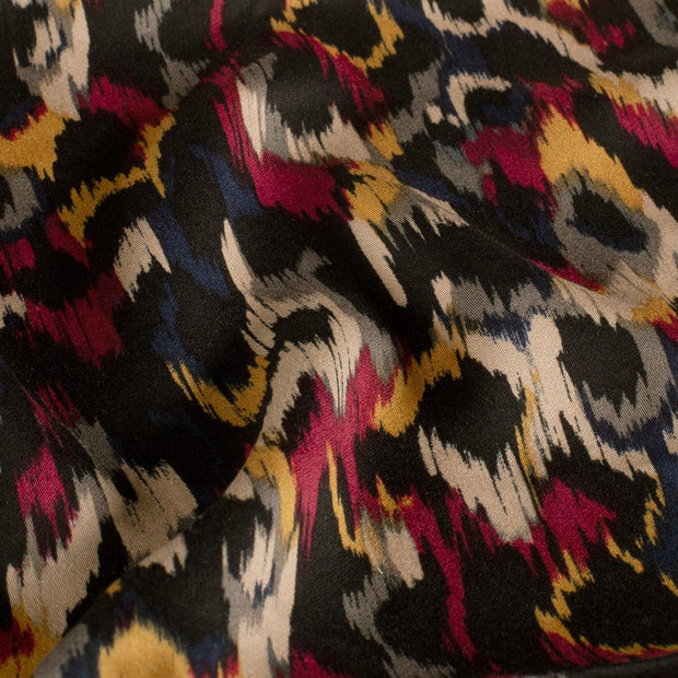 Viscose Satijn stof Abstract Bordeaux