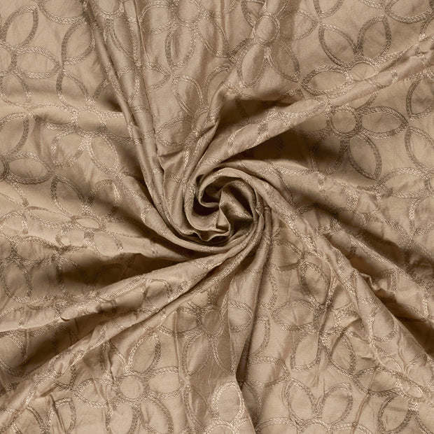  tissu brodé 