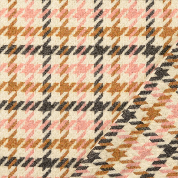Wool Boucle fabric Old Pink yarn dyed 