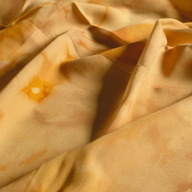 Viscose Satijn stof Bloemen Camel